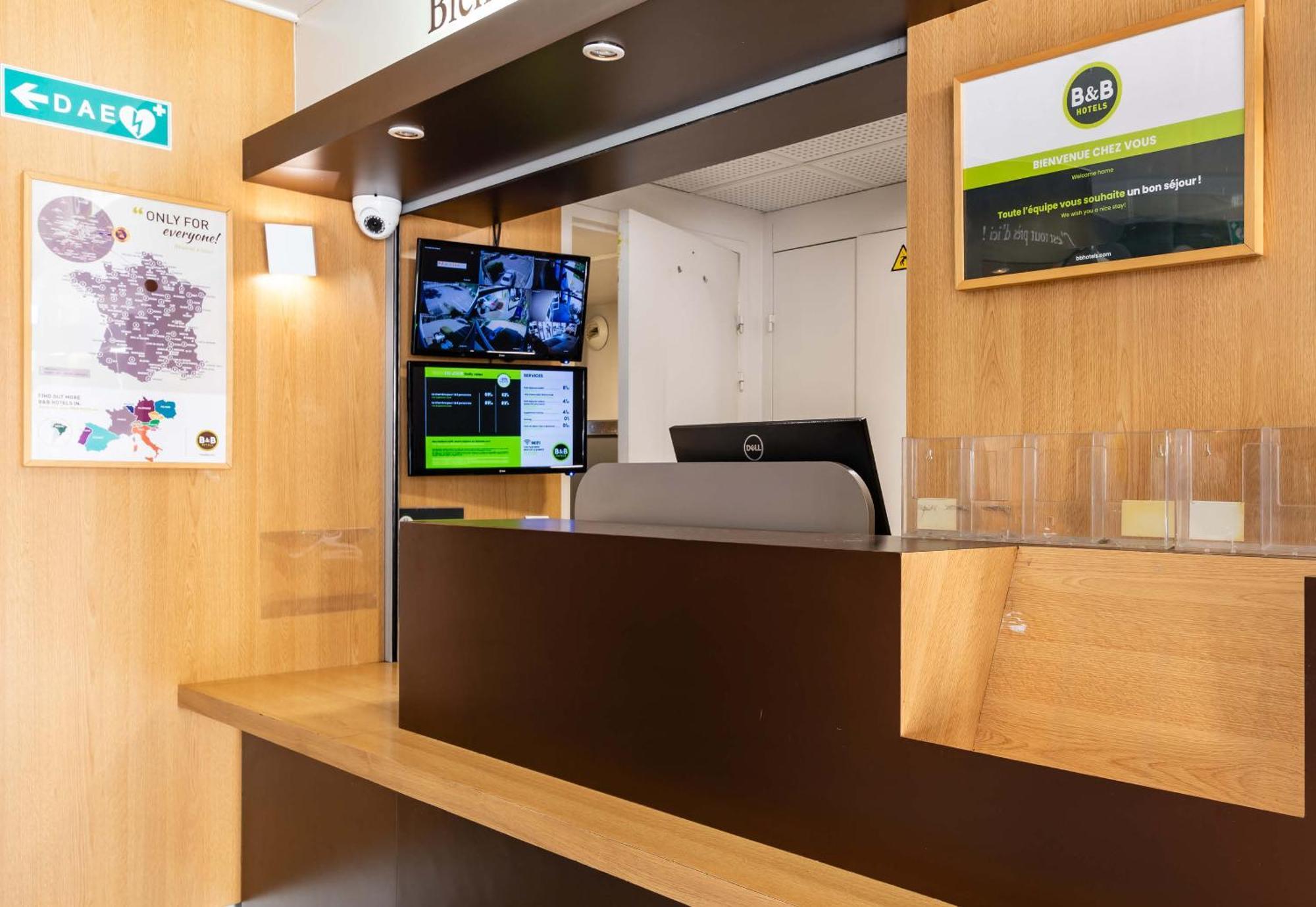 Gières B&B Hotel Grenoble Universite 1 מראה חיצוני תמונה