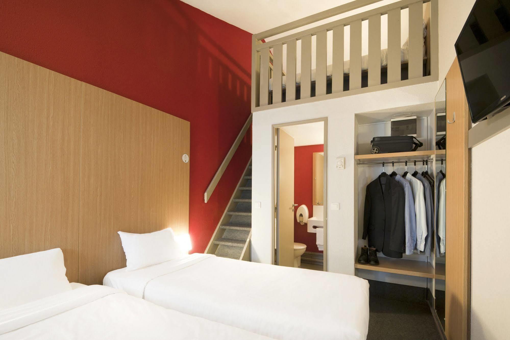 Gières B&B Hotel Grenoble Universite 1 מראה חיצוני תמונה