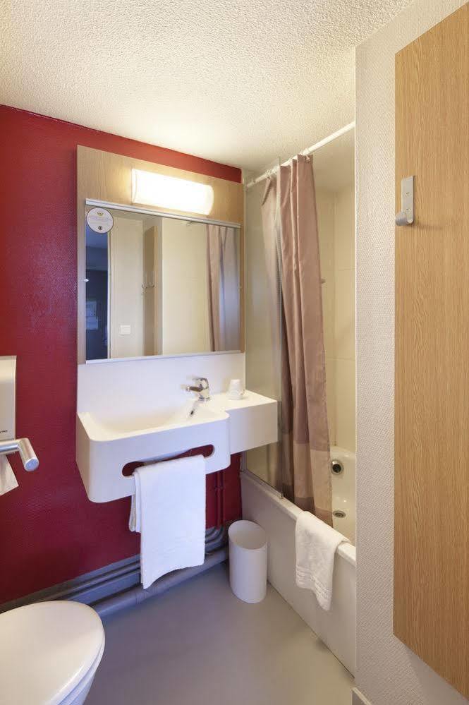 Gières B&B Hotel Grenoble Universite 1 מראה חיצוני תמונה